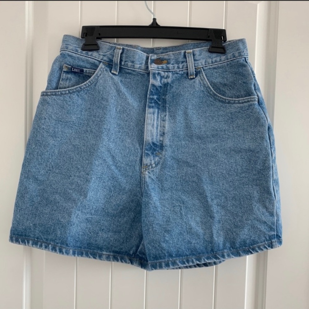 ✨90’s VINTAGE LEE HIGH WAISTED MOM SHORTS✨